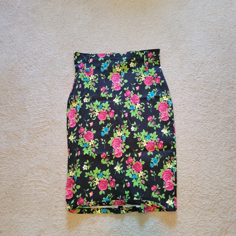 Floral pencil skirt